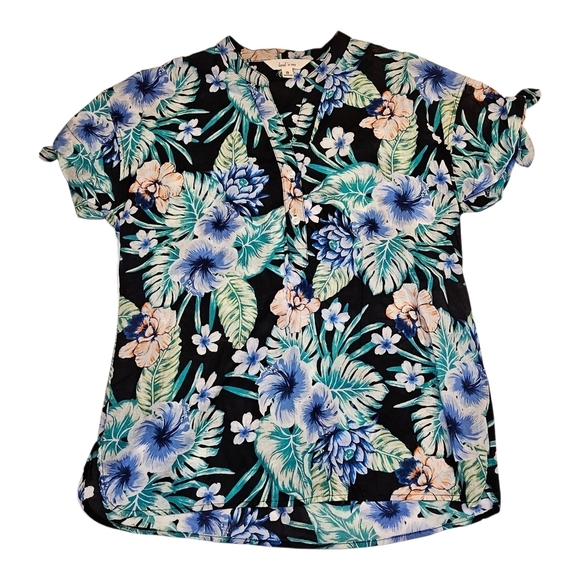 Land N Sea Tops - Land N Sea Tropical V Neck Button Top Small